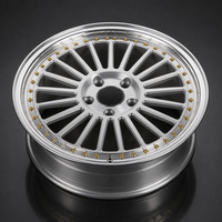 Nouvelle jante en alliage d'aluminium forgé 2 pièces, finition usinée argentée, boulons dorés, design à déport profond, logo personnalisé, jante de voiture 18-22 pouces, pour rétrofit/amélioration