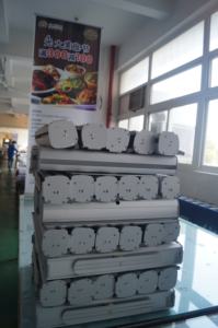 Bannière déroulante personnalisée pour l'intérieur et l'extérieur, très vendue, avec affiche d'informations commerciales pour la promotion et les salons professionnels - Product Image 3