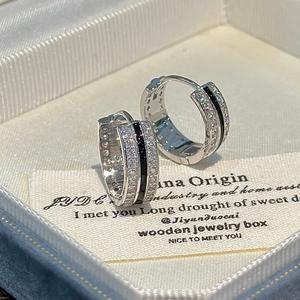 Pendientes de Plata de Ley S925 con Circonita Vintage en Forma de Gota, Diseño de Nicho Simple y Moderno, Joyería con Hebilla para las Orejas - Product Image 5