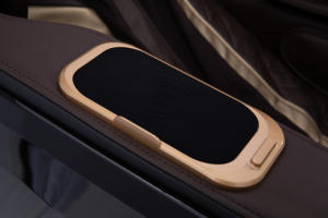 Producto más vendido, la mayoría de sillas de masaje de cuerpo completo de gravedad cero 4D amarillas con amasado de calefacción en stock - Product Image 6