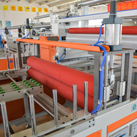 Équipement d'emballage de profil PUR à colle froide en PVC pour bois de qualité supérieure pour armoires, une machine de stratification automatique à colle froide