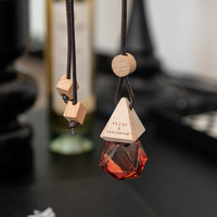 Pendentif de bouteille suspendue automatique écologique désodorisant parfum voiture diffuseur de liquide de parfum orange à la mode