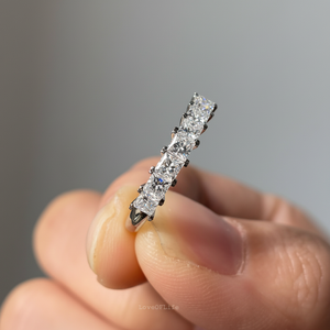 Banda de boda a juego de compromiso de moissanita y diamante de corte princesa de plata de ley 925, banda de eternidad 3/4 para mujer - Product Image 1