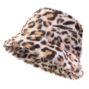 Sombrero de cubo con estampado de leopardo a la moda, gorra de invierno de felpa difusa para exteriores, gorra de pescador multifuncional para hombres y mujeres - Product Image 4