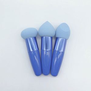 Nouvel applicateur de maquillage en forme de champignon avec manche pour l'application des éponges de beauté - Product Image 2