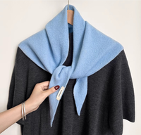 Écharpe triangulaire en laine bouillie unie pour femme, écharpe bandana feutrée chaude d'hiver, petit châle enveloppant