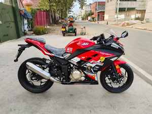 Motocicleta Deportiva <span class=keywords><strong>Kawasaki</strong></span> <span class=keywords><strong>Ninja</strong></span> 250cc 400cc Motor Bicilíndrico en Paralelo Manejo Ágil Motos a Gasolina - Product Image 3