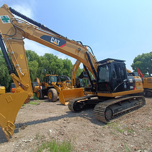 Excavadora de cadenas 320D2L de 20 toneladas, modelo 2022, con componentes hidráulicos Kawasaki, cucharón de excavación de 1m, motor Cummins, 0-2000 horas. - Product Image 2