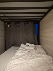 Cápsulas de Hostal con Estructura de Madera y Acero, 6 Camas, con Cajones Debajo de la Cama, Cápsula para Dormir, Madera y Acero - Product Image 6