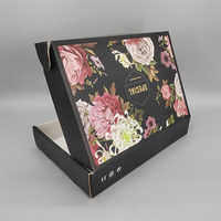 Boîtes d'enveloppe d'expédition en carton ondulé noir personnalisées pour vêtements et chaussures boîtes d'enveloppe en carton imprimé pour l'expédition