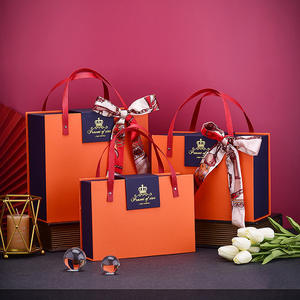 定制大瓦楞纸箱黑色可折叠磁性扣豪华礼品纸板运输纸箱 - Product Image 4