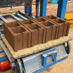 Machine à fabriquer des blocs bibo QTJ4-24 dans la liste de prix des machines à fabriquer des blocs de béton - Product Image 6