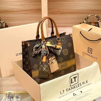 Sacs fourre-tout décontractés de marque de luxe imperméables pour femmes, sacs à bandoulière et sacs travers avec fermeture éclair et chaînes