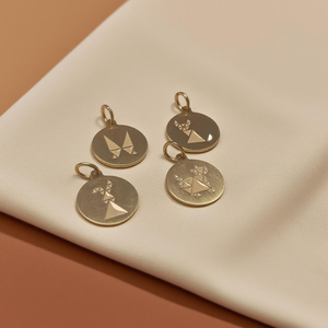 Etiquetas de Metal esmaltadas personalizadas, accesorio de ropa de costura sostenible para prendas de vestir, trajes de baño, zapatos, bolsos, gorras, abalorio de Metal plegado - Product Image 1