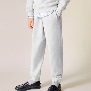 Pantalon de jogging droit pour enfants Adventure Walk, en tissu tricoté, conçu pour un ajustement parfait, léger et confortable pour les activités quotidiennes - Product Image 4