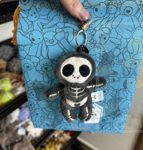 JC Wholesale Jelly Fun Llavero Colgante Plano Suave y Ligero con Cuernos y Bola, Decoración para Bolsos, Juguete de Peluche, Regalo - Product Image 6