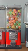 Distributeur automatique de capsules de jouets carrées, de bonbons à mâcher, de balles et de bonbons en plastique chromé (TR130CS)