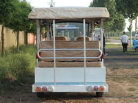 Scenic Travel Voiture de golf électrique à quatre roues avec énergie solaire Bus 14 places à un prix attractif