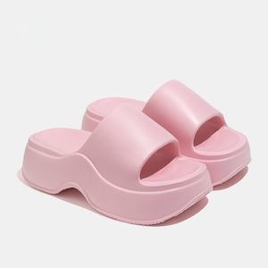 Pantuflas modernas para interiores y exteriores, suaves, ecológicas y antideslizantes. Zapatillas de suela gruesa, cómodas y de gran tamaño. - Product Image 3