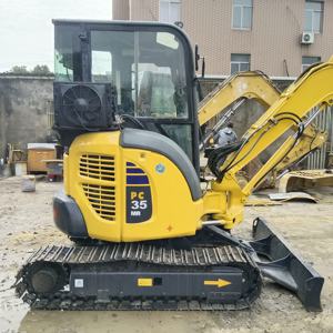 Certificação CE/EPA! Escavadeira usada Komatsu <span class=keywords><strong>pc</strong></span> 35 pc35 <span class=keywords><strong>mini</strong></span> escavadeira de esteira de 3 toneladas com esteira de borracha - Product Image 3