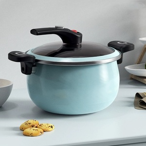 Casserole à micro-pression en fonte antiadhésive de style nouveau, 5L 7L, revêtement émaillé, pot à soupe de cuisine, marmite, couvercle en verre, cuisinière à gaz à induction - Product Image 5