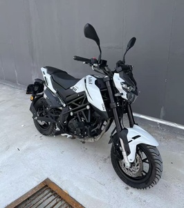 Motos d'occasion <span class=keywords><strong>Benelli</strong></span> TNT 125 <span class=keywords><strong>Mini</strong></span> Motos |   Refroidissement par air EFI |   Motocyclettes d'occasion de 112 kg, adaptées aux débutants - Product Image 3