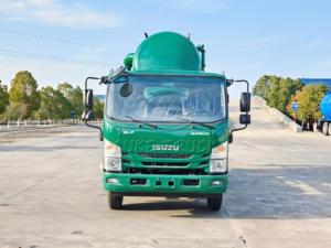 Isuzu Npr Kv600 4X2 Small 5000L <b>Vacuum</b> Sewage Truck Septic Tank Pumper Truck with Powerful <b>Vacuum</b> <b>Pump</b> - Product Image 2