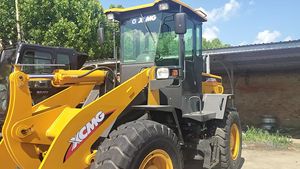 Chargeuse XCMG LW300F d'occasion à faible nombre d'heures de fonctionnement |   Bien entretenu |   Idéal pour les opérations de carrière et minières - Product Image 2