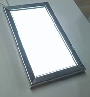 Cadres lumineux LED publicitaires sur mesure A2 A3 Duratrans Noir pour affiches de cinéma, menus, enseignes, en aluminium fin pour théâtre
