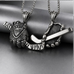 Yunnique – collier avec pendentif en forme de gant en acier inoxydable, bijoux unisexes, cadeau, design géométrique, JD215 - Product Image 3