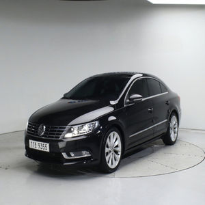 Volkswagen CC 2.0 TDI BlueMotion d'occasion, berline diesel automatique de luxe, ingénierie allemande avec technologie BlueMotion efficace - Product Image 2