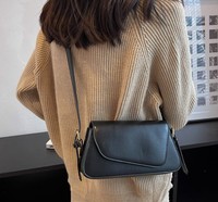 2025 Alibaba moda dama moderno PU cuero bolso compras en línea, nuevo diseño mujer mini bolso cubo bandolera OEM