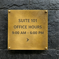 Plaque de porte vintage en laiton martelé, gravée sur mesure, pour hôtel, appartement, numéro de maison