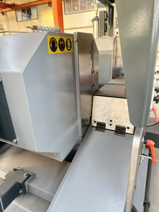 Scie à découper CNC à double tête pour la fabrication de fenêtres et de portes en aluminium et PVC - Product Image 2