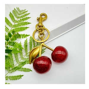 Hot Selling Wholesale Bulk 3D Crystal Apple Metal Key Chain Women Girl Bag Charms Keyring 3D Crystal Cherry Keychain