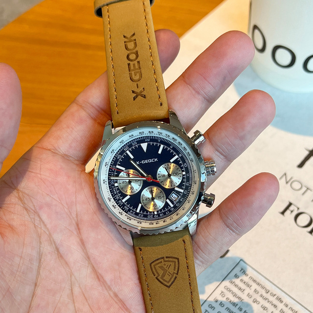 Luxury Men's Quartz Watches New Design Waterproof Luminous Chronograph Watch Featuring 22mm Leather Band 42mm Dial Pointer Alloy