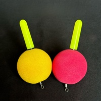 Nouveau type de flotteurs de pêche éclairés EVA flotteurs de pêche avec des bâtons lumineux de pêche, des bobbers de lumière de poisson de nuit