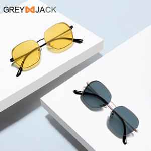 Gafas de Sol Polarizadas Grey Jack con Marco Metálico, Lentes Negras y Amarillas, Protección UV400, Visión Nocturna, Unisex, para Conducir - Product Image 2