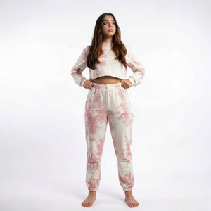 Ensemble de sport et de détente personnalisé pour femme, été, tie-dye, 2 en 1, avec crop top à cordon de serrage et pantalon jogger, logo frontal - Product Image 1