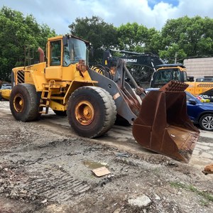 รถตักล้อยาง Volvo L180E มือสอง สภาพดี เครื่องยนต์แข็งแรง ระบบไฮดรอลิกทรงพลัง เกียร์เชื่อถือได้ ยางทนทาน - Product Image 3