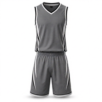 Tenues de basketball 7V7 personnalisées, maillots et shorts sublimés OEM, respirants, séchage rapide, antibactériens, imperméables, en polyester, kits d'équipe