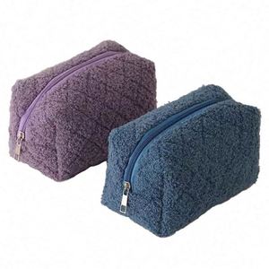 Bolsa de Maquillaje de Cachemira de Oveja con Diseño de Diamantes Coloridos, Cierre de Cremallera Impermeable, Estilo Coreano Minimalista - Product Image 1