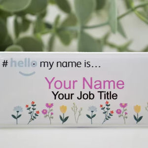 Personnalisé Hello My Name Is Flowers Border Design Nom Badge Résine Finition Premium Personnalisé Durable Diverses Attaches - Product Image 2