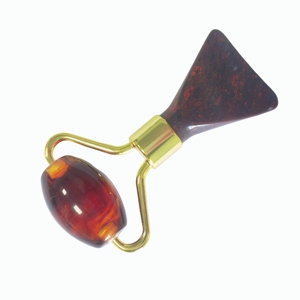 Rouleau facial miniature en pierre rouge et résine avec logo personnalisé, outil de massage beauté unique pour spa, vente en gros - Product Image 5