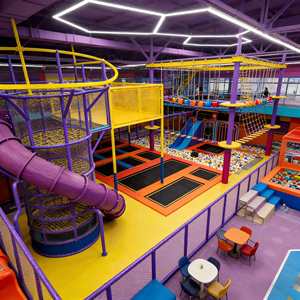 Parque Infantil Interior Personalizado, Trampolín, Toboganes, Gran Área <span class=keywords><strong>de</strong></span> Diversión Popular para Todas las Edades, Vibrante Muro <span class=keywords><strong>de</strong></span> Escalada - Product Image 4