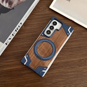 เคสแม่เหล็กติดหลังไม้วอลนัทแบบกำหนดเองสำหรับ Samsung Z Fold 8 7 Ultra พร้อม 360 องศา °   โครงอะลูมิเนียมอัลลอยด์แบบตั้งได้ พร้อมฝาครอบกันกระแทก - Product Image 1