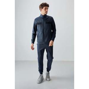 Ensemble de survêtement pour homme en tissu indigo texturé, coupe standard, brodé - 85248 - Indigo/indigo - Product Image 1