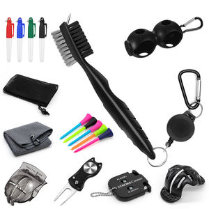 Lot de 17 accessoires de golf populaires et pratiques en gros, comprenant un marqueur de balle de golf et son support, des tees, une brosse à club, etc. - Product Image 1