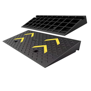 500*300*105mm High Quality Road Car Rubber Driveway Curb <strong>Ramp</strong> Rolled Edge Rubber Kerb <strong>Ramp</strong>