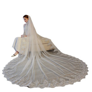 <span class=keywords><strong>Velo</strong></span> <span class=keywords><strong>da</strong></span> <span class=keywords><strong>Sposa</strong></span> QS con Applicazioni in Pizzo e Paillettes, Lunghezza 3-5 Metri, con Pettine per Capelli, Accessori per <span class=keywords><strong>Abiti</strong></span> <span class=keywords><strong>da</strong></span> <span class=keywords><strong>Sposa</strong></span> - Product Image 6